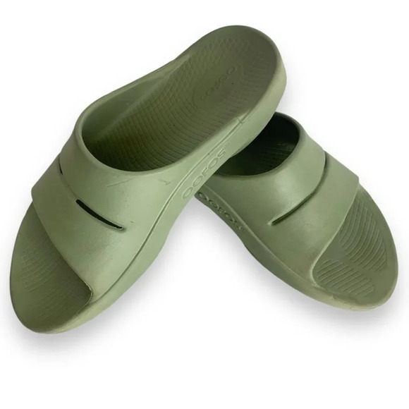 OOFOS Other - OOFOS Green Ooahh Slide Lightweight Travel Sandals Size EU41